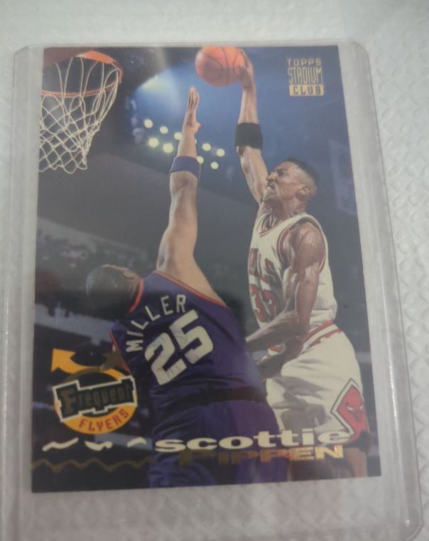 1993-94 Topps Stadium Club #184 Scottie Pippen Frequent Flyers — front
