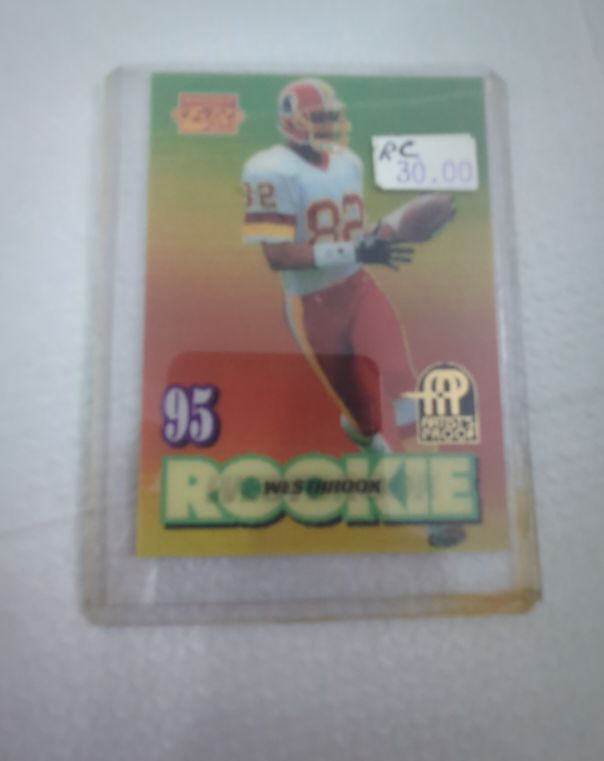 1995 Pinnacle Sportflix #121 Michael Westbrook Rookie — front