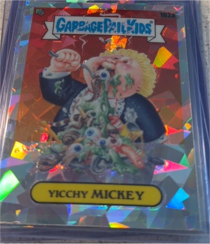 2021 Topps Chrome Garbage Pail Kids #162a Yicchy Mickey — front