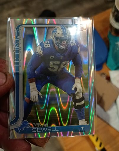 2025 Topps Chrome #99 Penei Sewell RayWave Refractor — front