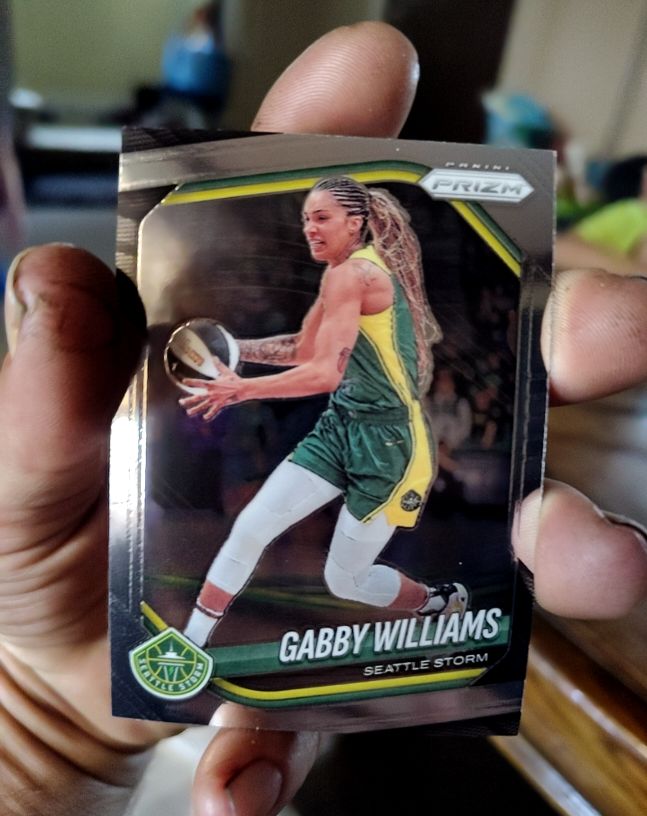 2025 Panini Prizm WNBA #77 Gabby Williams — front