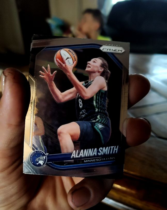 2025 Panini Prizm WNBA #101 Alanna Smith — front