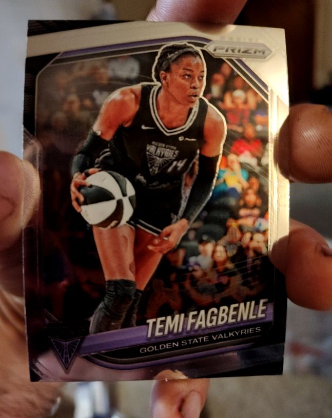 2025 Panini Prizm WNBA #68 Temi Fagbenle — front