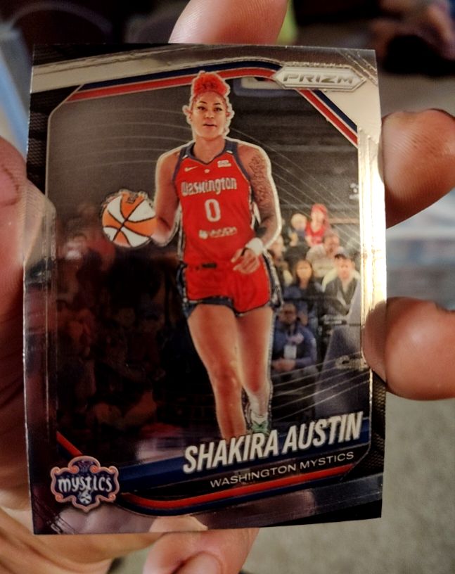 2025 Panini Prizm WNBA #81 Shakira Austin — front