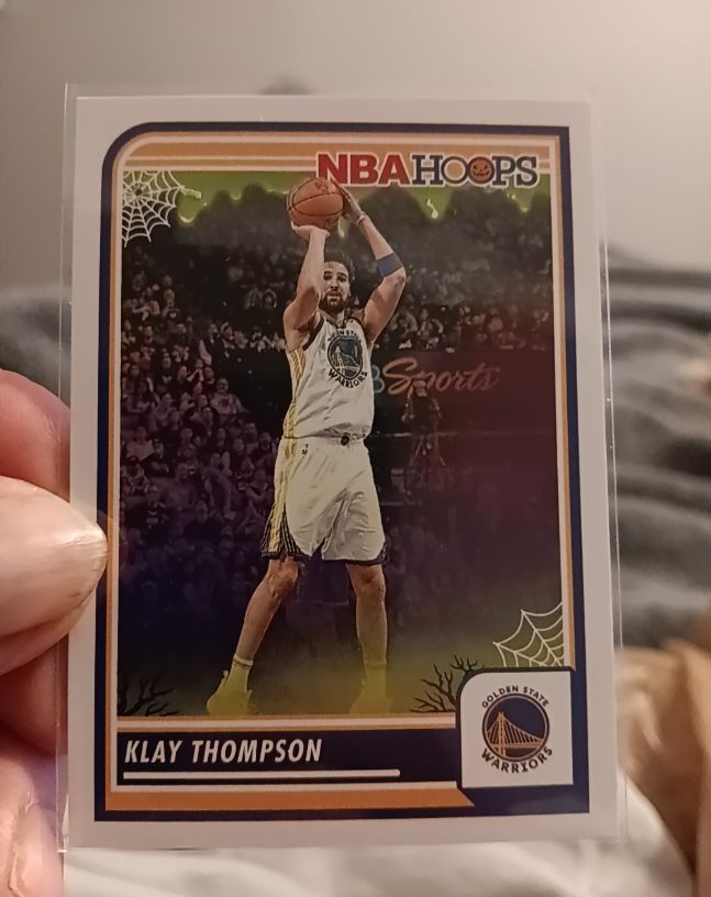 2023-24 Panini NBA Haunted Hoops Orange #255 Klay Thompson — front