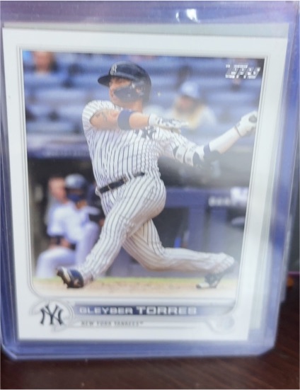 2022 Topps Series 2 #639 Gleyber Torres — front