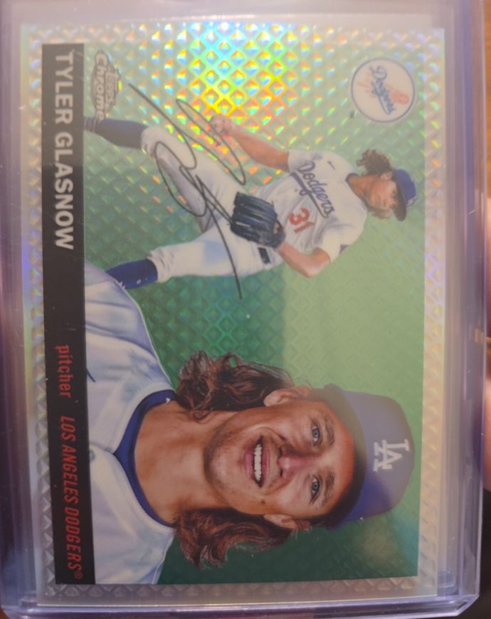 2025 Topps Chrome Platinum #200 Tyler Glasnow — front