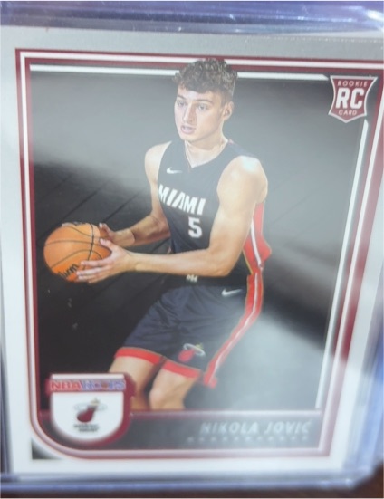 2022-23 Panini NBA Hoops #256 Nikola Jovic — front