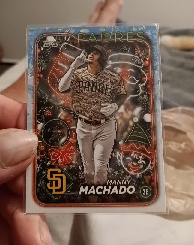 2024 Topps Holiday #H98 Manny Machado — front