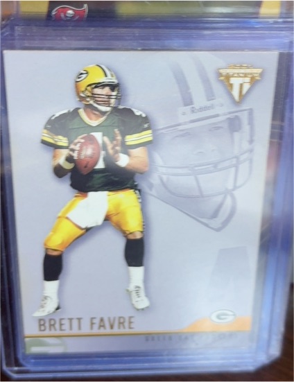 1997 Playoff First and Ten #151 Brett Favre — front