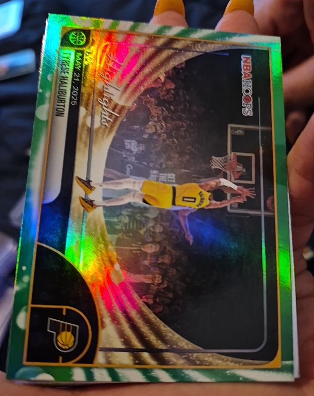 2025-26 Topps NBA Hoops #262 Tyrese Haliburton Highlights Green Foil — front