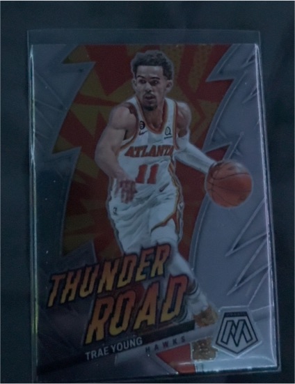 2022-23 Panini Mosaic #4 Trae Young Thunder Road — front