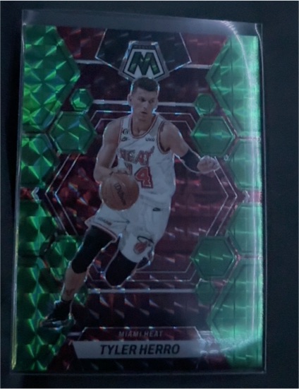 2022-23 Panini Mosaic #104 Tyler Herro — front