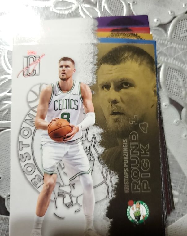 2025-26 Topps Signature Class #88 Kristaps Porzingis Boston Celtics — front