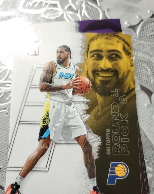 2026 Topps Signature Class #33 Obi Toppin — front