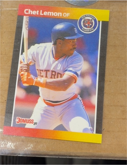 1989 Donruss #209 Chet Lemon — front