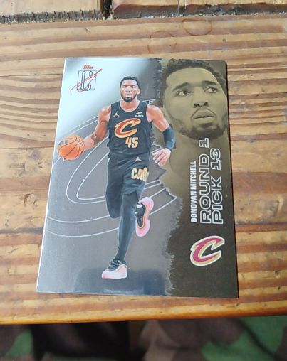 2025-26 Topps Signature Class #73 Donovan Mitchell — front