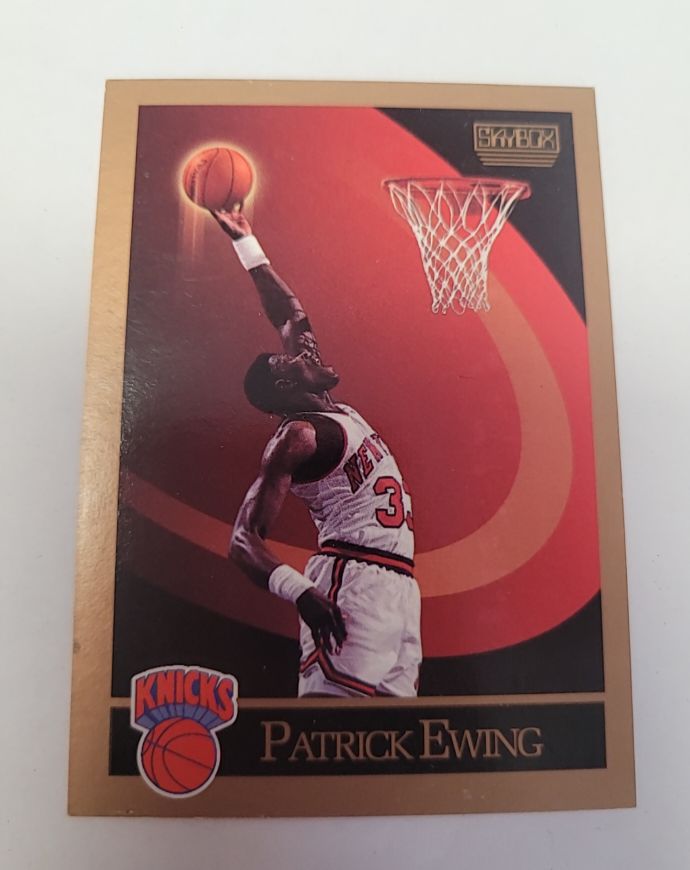 1990 SkyBox #187 Patrick Ewing — front