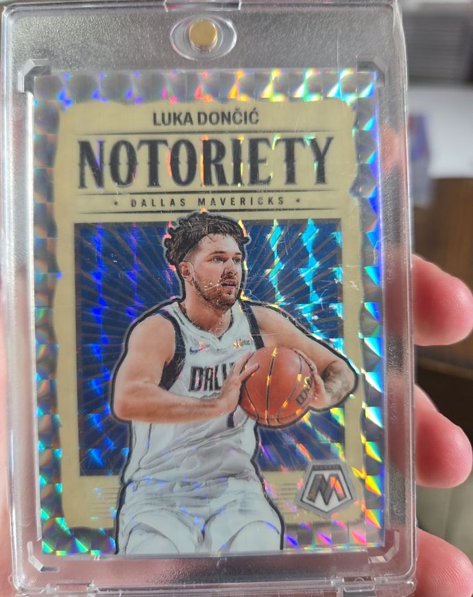 2023-24 Panini Mosaic #8 Luka Dončić Notoriety — front