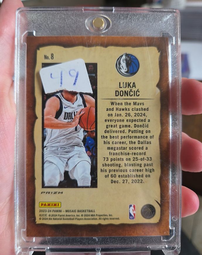 2023-24 Panini Mosaic #8 Luka Dončić — front