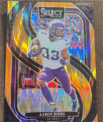 2024 Panini Select #102 Aaron Jones — front