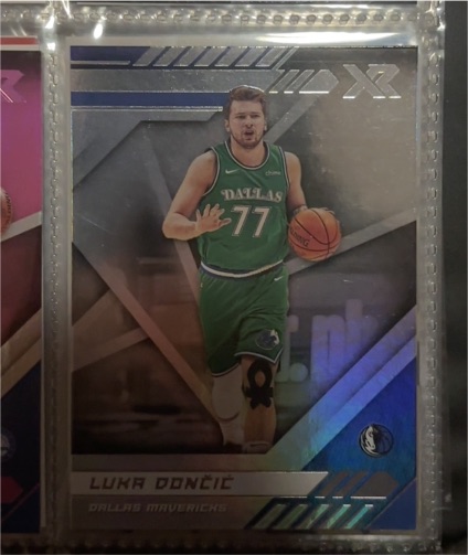 2020-21 Panini Chronicles XR #300 Luka Doncic — front