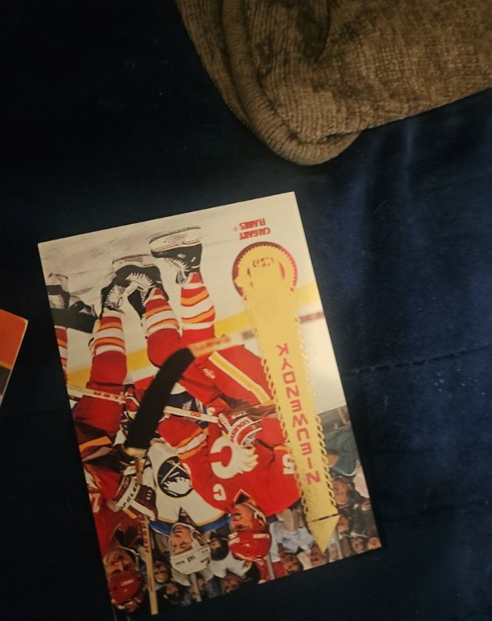 1991 NHL Pro Set #18 Joe Nieuwendyk — front