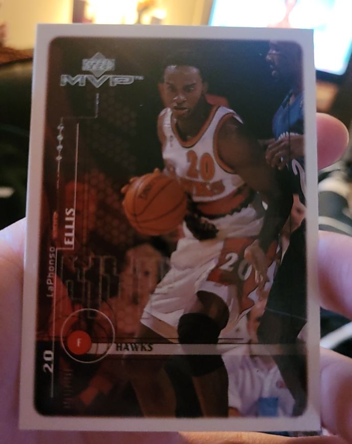 1999-00 Upper Deck MVP #5 LaPhonso Ellis — front