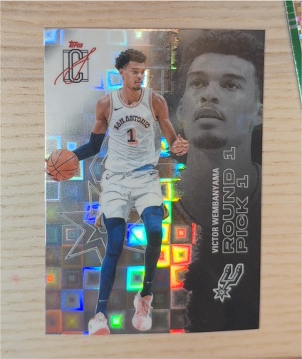 2026 Topps Victor Wembanyama #1 Round 1 Pick 1 — front