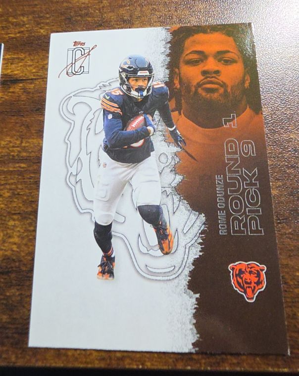 2025 Topps Signature Class #10 Rome Odunze — front