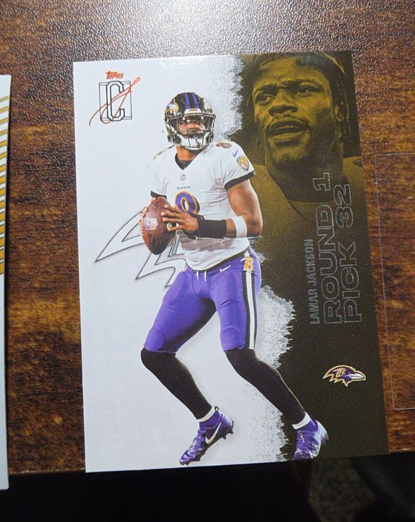 2025 Topps Signature Class #5 Lamar Jackson — front