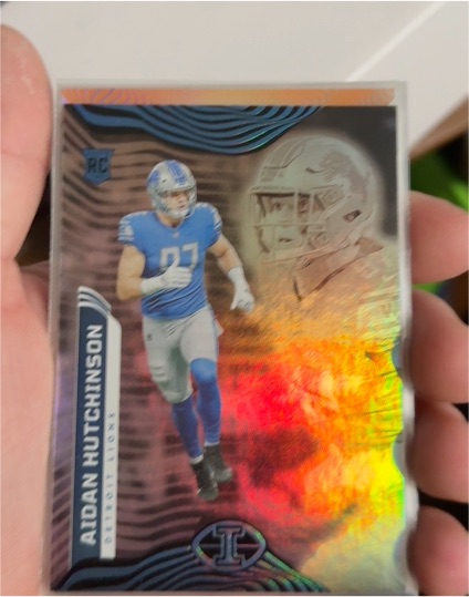 2022 Panini Illusions #29 Aidan Hutchinson — front