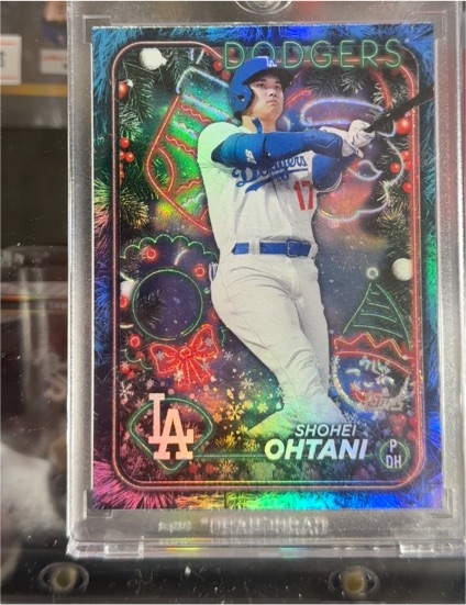 2024 Topps Holiday #H1 Shohei Ohtani — front