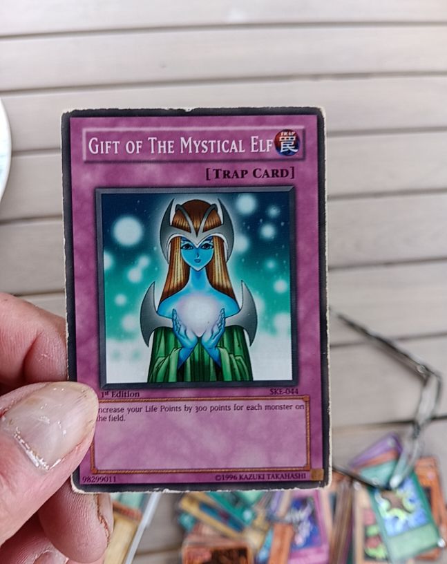 1996 Yu-Gi-Oh! SKE-044 Gift of The Mystical Elf — front