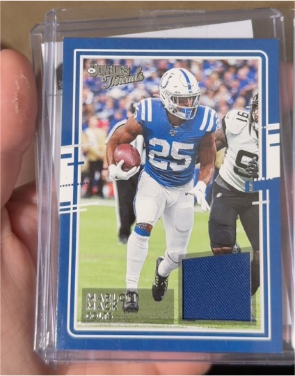 2020 Panini Donruss Threads #33 Marlon Mack — front