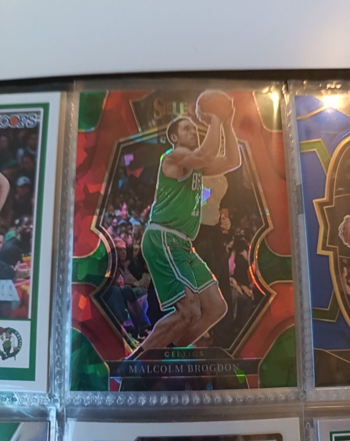 2022-23 Panini Select #11 Malcolm Brogdon Boston Celtics — front