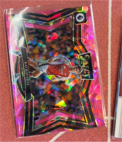 2023 Panini Select Soccer Kai Havertz Pink Cracked Ice Prizm — front