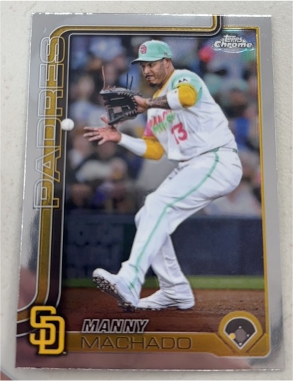 2025 Topps Chrome #53 Manny Machado — front
