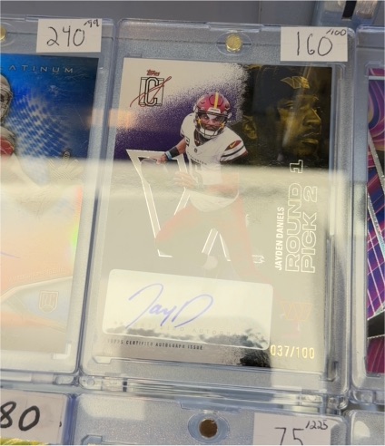 2025 Topps Signature Class #57 Jayden Daniels — front
