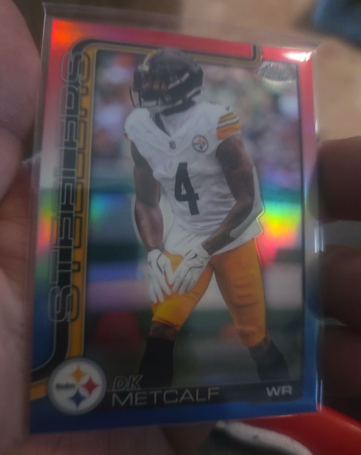 2025 Topps Chrome #254 DK Metcalf — front