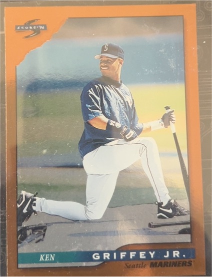 1996 Score Dugout Collection #7 Ken Griffey Jr. — front