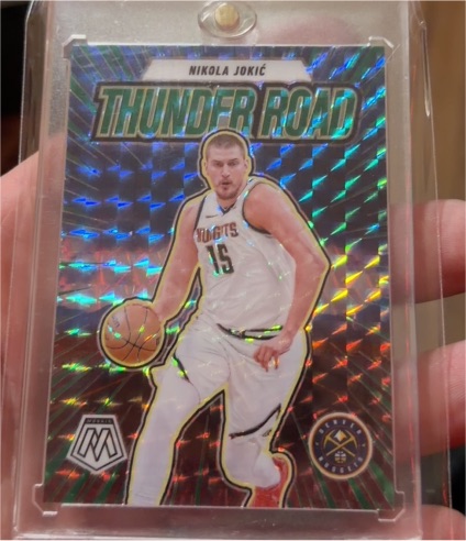 2024-25 Panini Mosaic #13 Nikola Jokic Thunder Road Green Mosaic Prizm — front