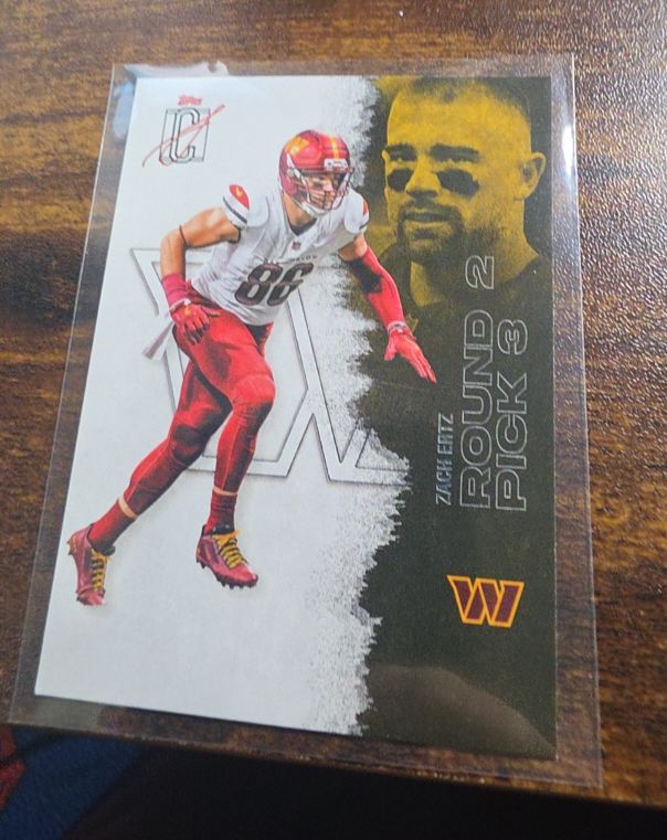 2025 Topps Signature Class #100 Zach Ertz — front