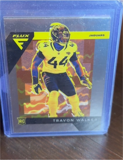 2022 Panini Chronicles Flux #FX-11 Travon Walker — front