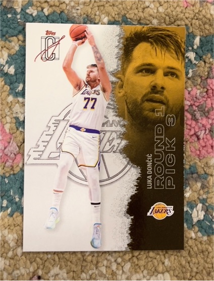 2025-26 Topps Signature Class #83 Luka Doncic — front