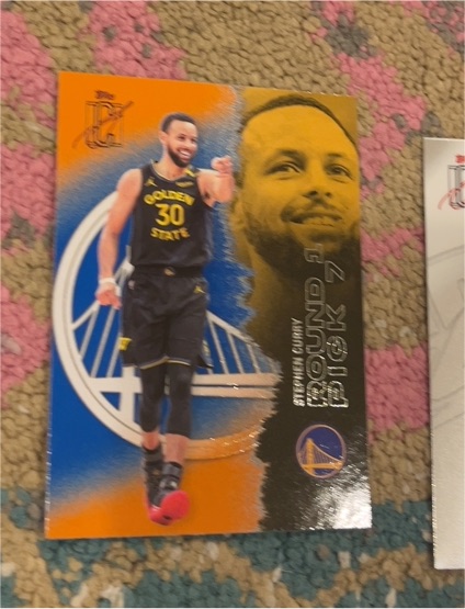 2025 Topps Round Pick 7 #52 Stephen Curry — front