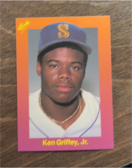 1989 Classic Update Orange Travel Edition #131 Ken Griffey Jr. — front