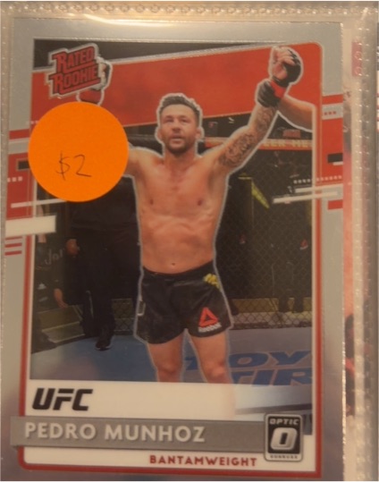 2021 Panini Chronicles UFC Optic Rated Rookies #204 Pedro Munhoz — front
