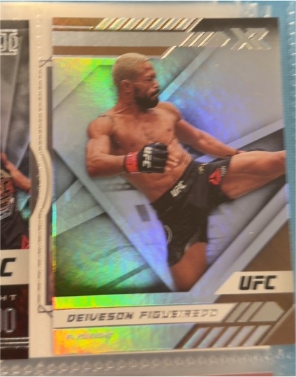 2021 Panini Chronicles UFC XR #181 Deiveson Figueiredo — front
