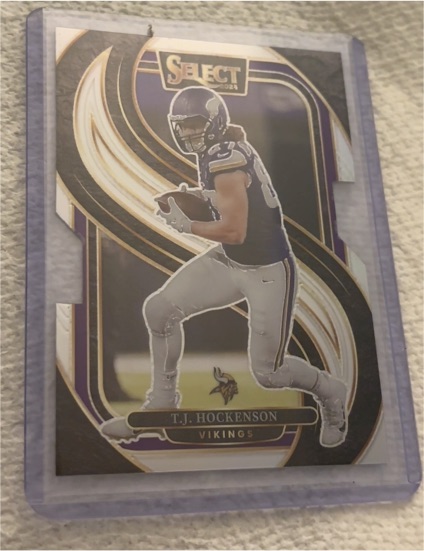 2024 Panini Select #194 T.J. Hockenson Premier Level — front